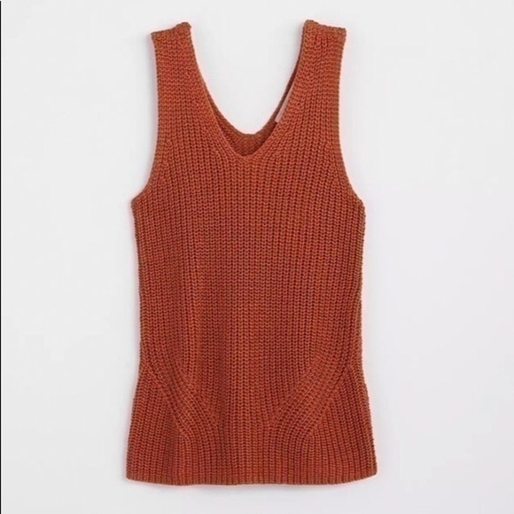 Double V Sweater Tank Top - Picture 3 of 8